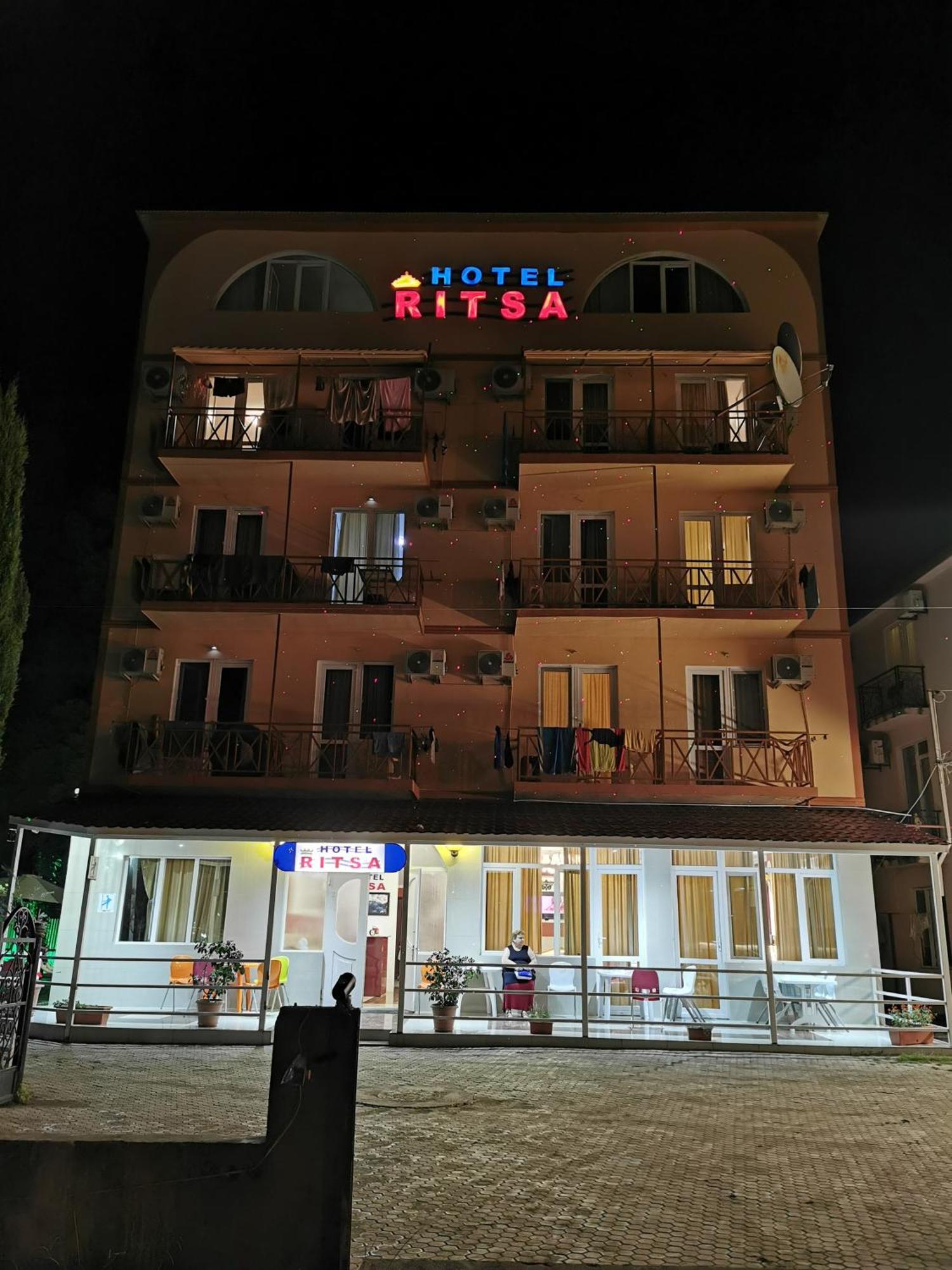 Hotel Ritsa Ureki Extérieur photo